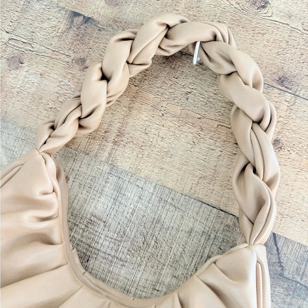 NWOT FAWN Limited Edition Fern Tan Braided Handle Women's Bag